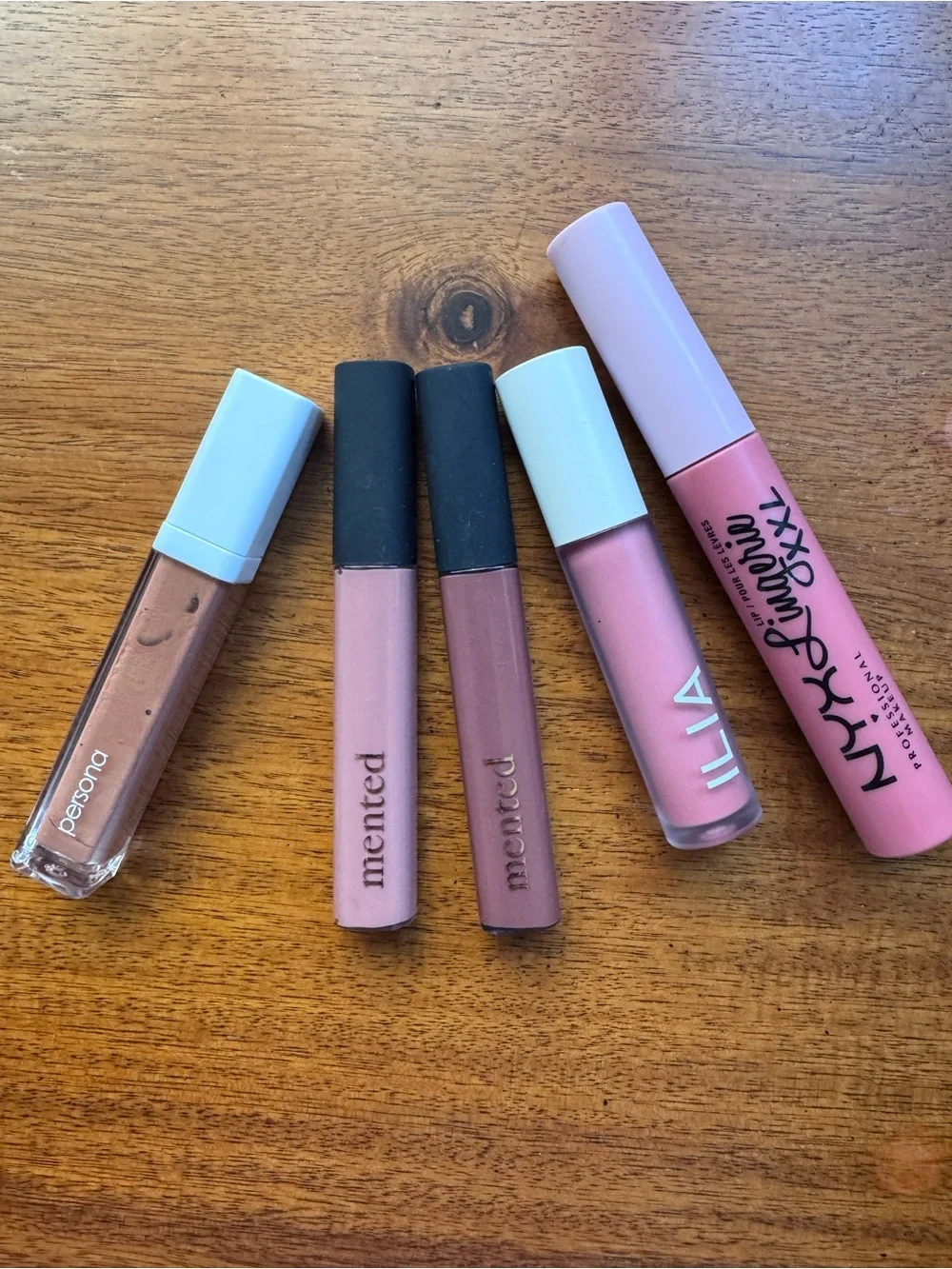 Persona & Assorted Pink Lip Gloss
